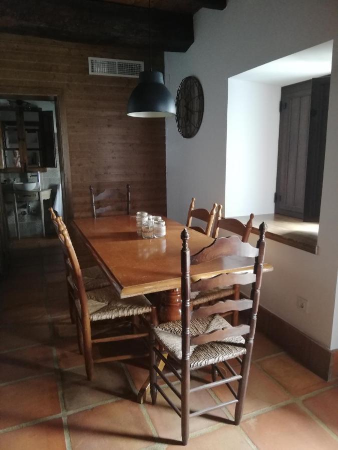 Casa Rural El Enebro 4 Estrellas Navamorcuende Exteriör bild